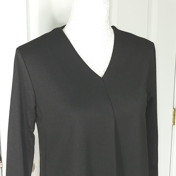 Asymmetrical black top size S NWT - Picture 3 of 9